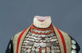 «Праздничная одежда народов России» из собрания Исторического музея